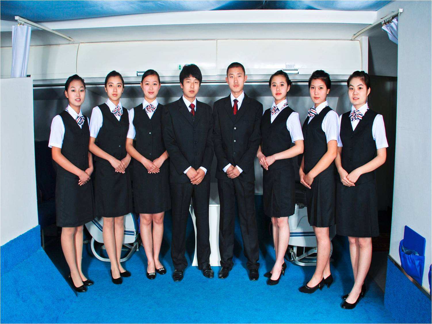 ������(d��ng)�����̼��g(sh��)�����W(xu��)У���˷���(w��)���I(y��)�ò��ã�