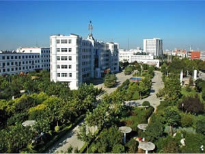 �ӱ����Q(m��o)�W(xu��)У�Ј��I�N���I(y��)��ô�����ò�������