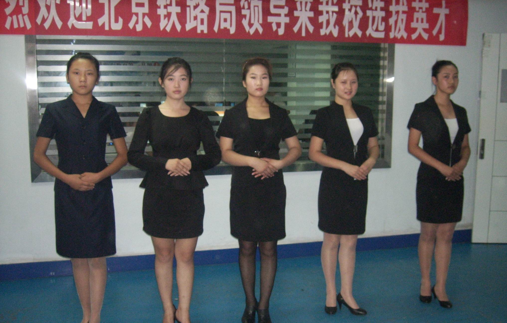 �����ЙCе��Ӽ����W(xu��)У��ô�ӣ�