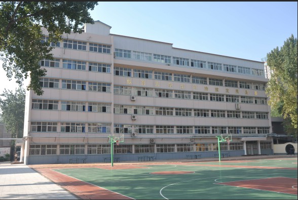 ʯ���f�W(xu��)ǰ�����еȌ��I(y��)�W(xu��)У�Æ���