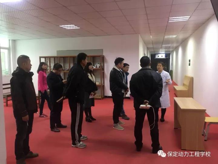 ���ʼ��F(tu��n)�����ý����w�z���ĠI�N�����ڱ����������̌W(xu��)У������