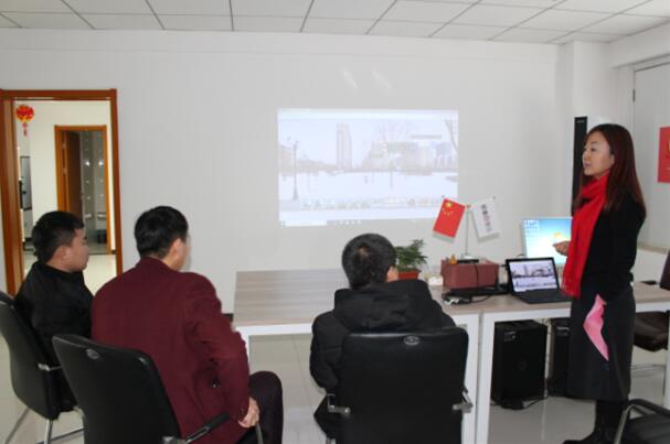 �ӱ������������̼��g�����WУ��������(chu��ng)Ԫ�����M�ИI(y��)�ս���