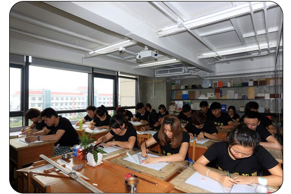 ��ɽ�҃�(n��i)�O(sh��)Ӌ(j��)�W(xu��)Уֵ�È�(b��o)������