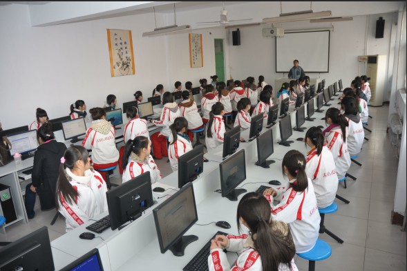 ʯ���f�W(xu��)ǰ�����еȌ��I(y��)�W(xu��)У��ô�ӣ�