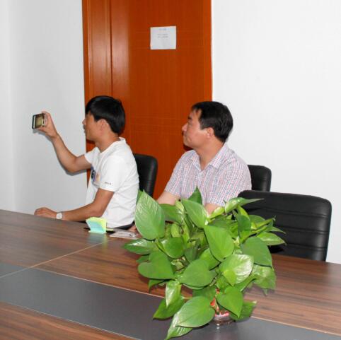 承德騰飛職業(yè)技術(shù)專(zhuān)修學(xué)院于杰院長(zhǎng)一行四人來(lái)公司考察交流 承德騰飛職業(yè)技術(shù)專(zhuān)修學(xué)院于杰院長(zhǎng)一行四人來(lái)公司考察交流