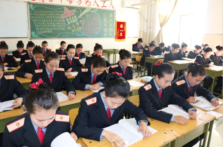 ���������ֿعɼ��F(tu��n)���F�W(xu��)Ժ����Ҫ��߆���