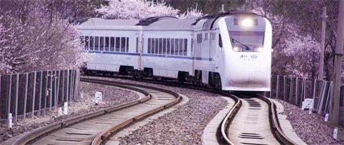 �F·�ИI(y��)�İl(f��)չǰ����ô�ӣ�