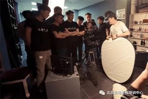 �������Ӱҕ��Ӗ������������