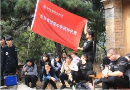 ���������t(y��)ˎ���g(sh��)�I(y��)�W(xu��)У��ȫ���ƌW(xu��)У����