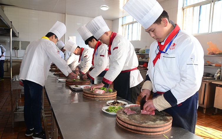 �ڼ���������������������񼼹��W(xu��)У���V����