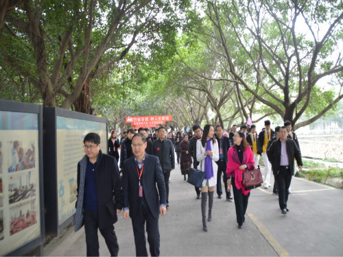 �Ĵ���ʢ�����W(xu��)У����Щ��(y��u)����