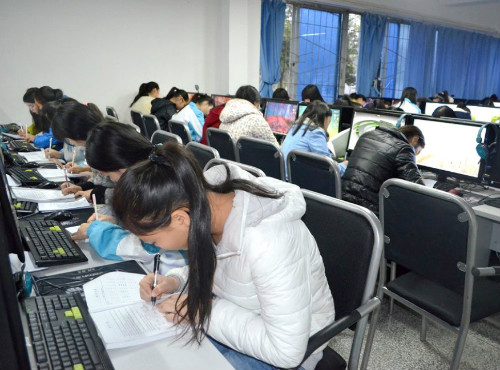 �Ĵ���ʢ�����W(xu��)У��ô�������_�O(sh��)����Щ���I(y��)��