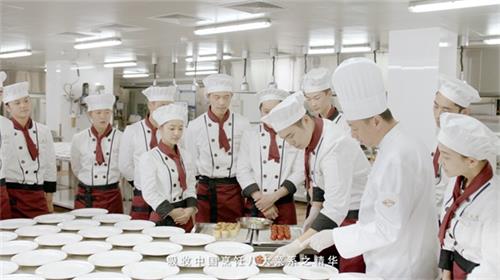 �m���в��e����W(xu��)У����