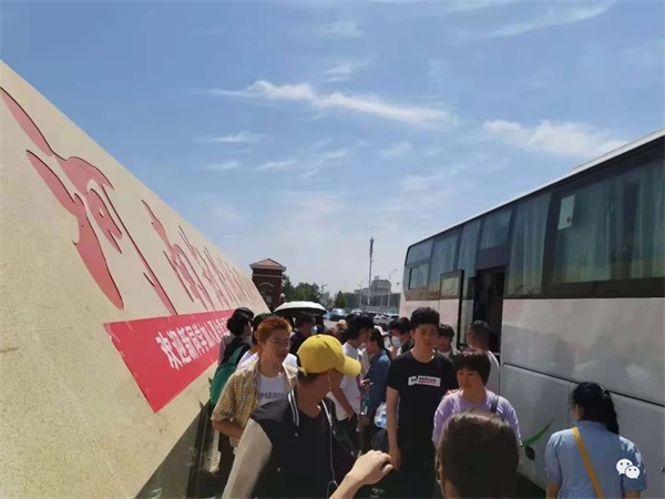 河南對(duì)外經(jīng)濟(jì)貿(mào)易職業(yè)學(xué)院招生簡章 河南對(duì)外經(jīng)濟(jì)貿(mào)易職業(yè)學(xué)院招生簡章