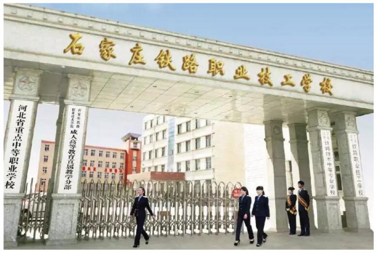 ʯ���f�F·�I(y��)�����W(xu��)У����Щ��(y��u)�����ߣ�