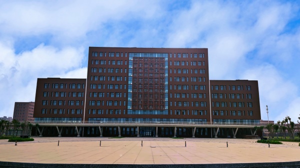 ʯ���f���н��O�WУ���Fӆ�ΰ�͘I(y��)��λ����Щ��