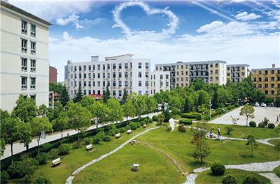 �ڰ���ȥ����W(xu��)��(x��)�C(j��)�һ�w���� 