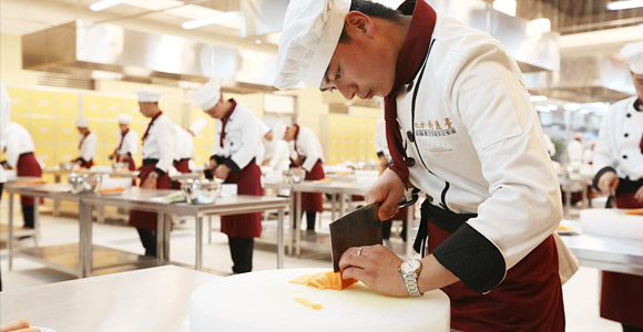 �ɶ�������WУ����Щ��(y��u)����