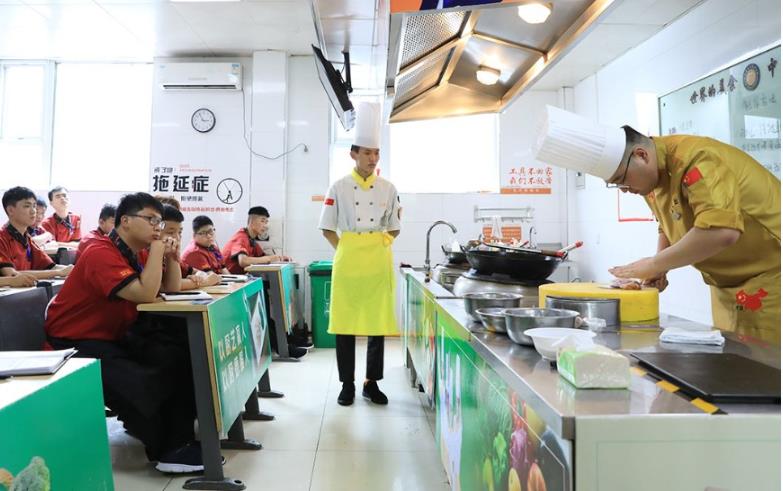 �����|����W(xu��)У2022��������(ji��n)��