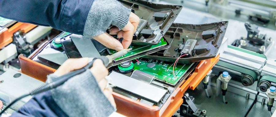 ����ұ�𽨲ĸ߼�(j��)�����W(xu��)У�ЙC(j��)늌��I(y��)�᣿