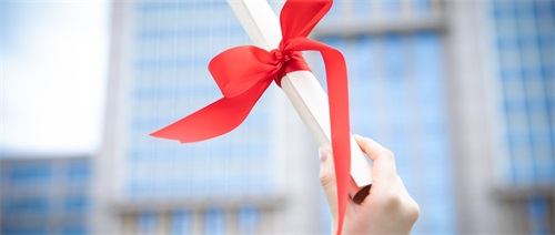 ��������Щ�W(xu��)У�_(k��i)�O(sh��)�����݌�(zhu��n)�I(y��)��