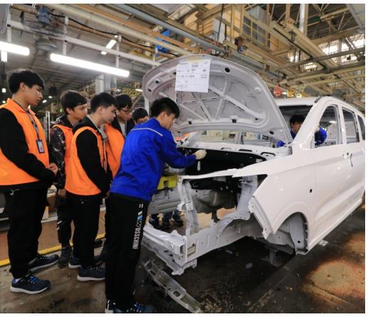 �V���Ƽ����Q�߼������WУ��������