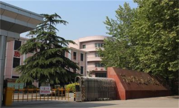 �ӱ�ʡ��ͨ�I(y��)���g(sh��)�W(xu��)У�]݆ӆ�ΰ�͘I(y��)�ʸ߆���